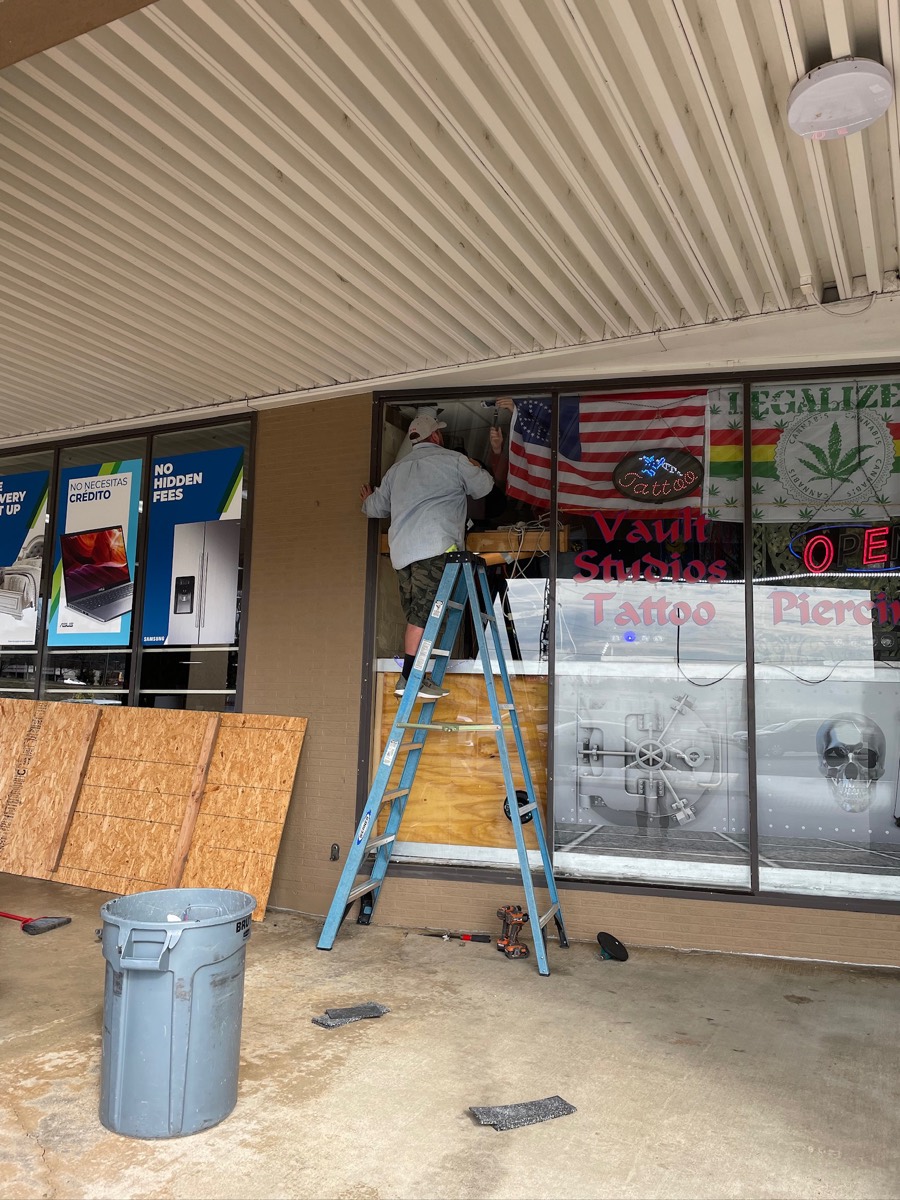 24-Hour Emergency Repair by West Little Rock Glass
